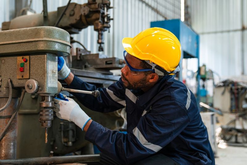 Maintenance: Periodic Preventive and Corrective for the Industrial, Agricultural, Construction, and Hospitality Markets